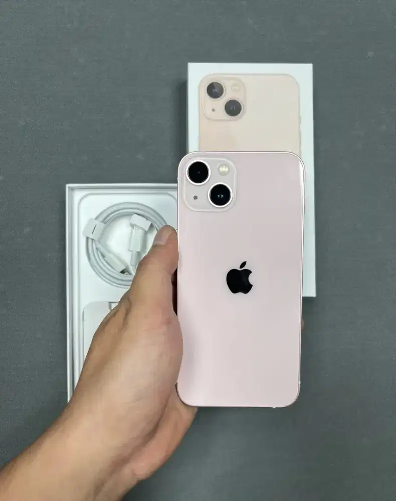 iPhone 13 128 pink