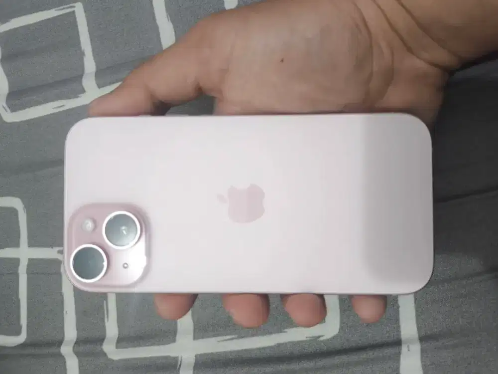 IPHONE 15 128 GB IBOX RESMI