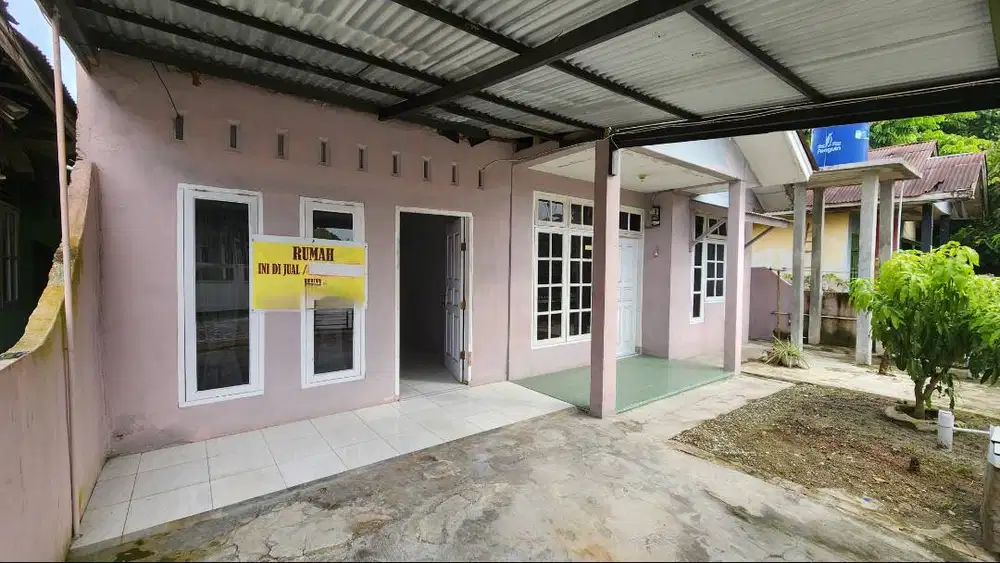 Di jual murah (BU) rumah 110/165 full renovasi di Pekanbaru