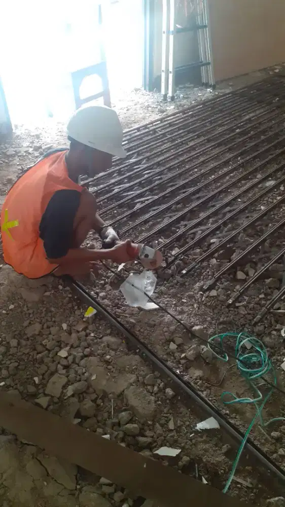 Tukang service pintu rolling door folding gate murah