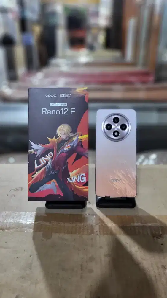 oppo reno 12F 8GB / 256GB, fingerprint on, face id on, batere awet