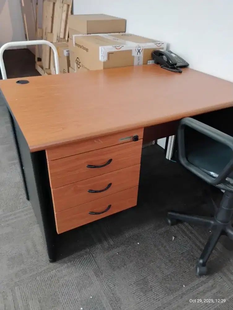 Meja Kerja Grand Furniture