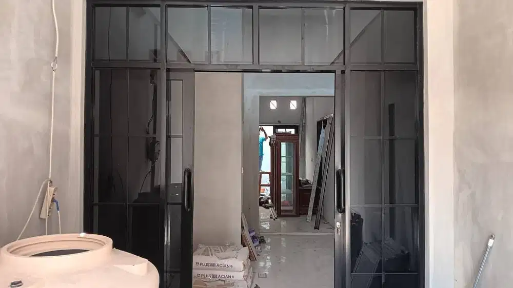 Pasang Partisi Gypsum - PVC + Kusen Alumunium - Aluminium + Pintu Kaca