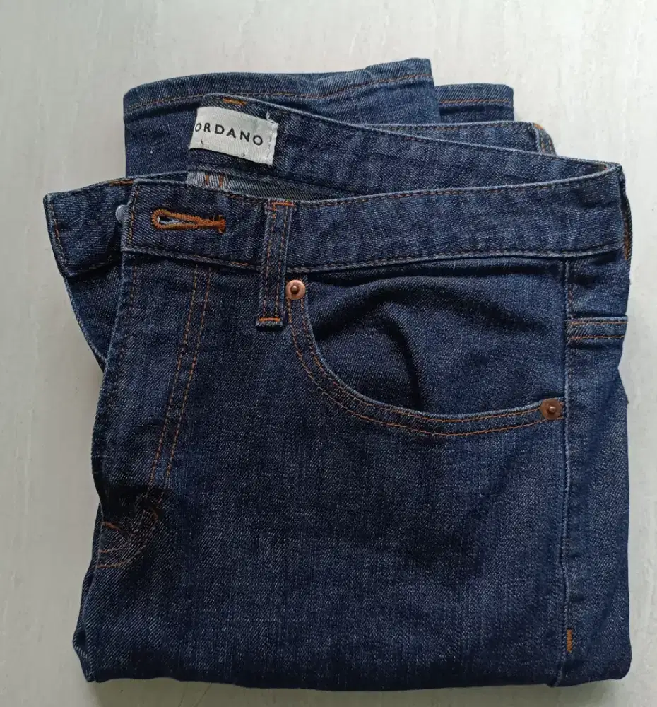 Giordano Jeans, sz 31 made in Vietnam