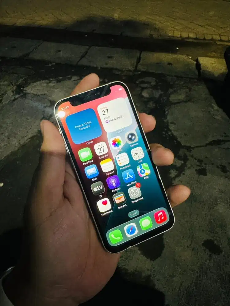 Iphone 12 mini 64 putih