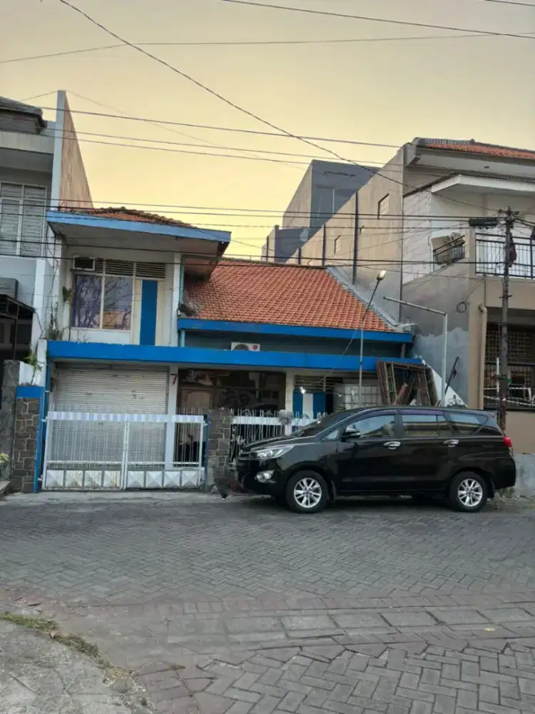 RUMAH TENGAH KOTA STRATEGIS BU NGAGEL SURABAYA TIMUR