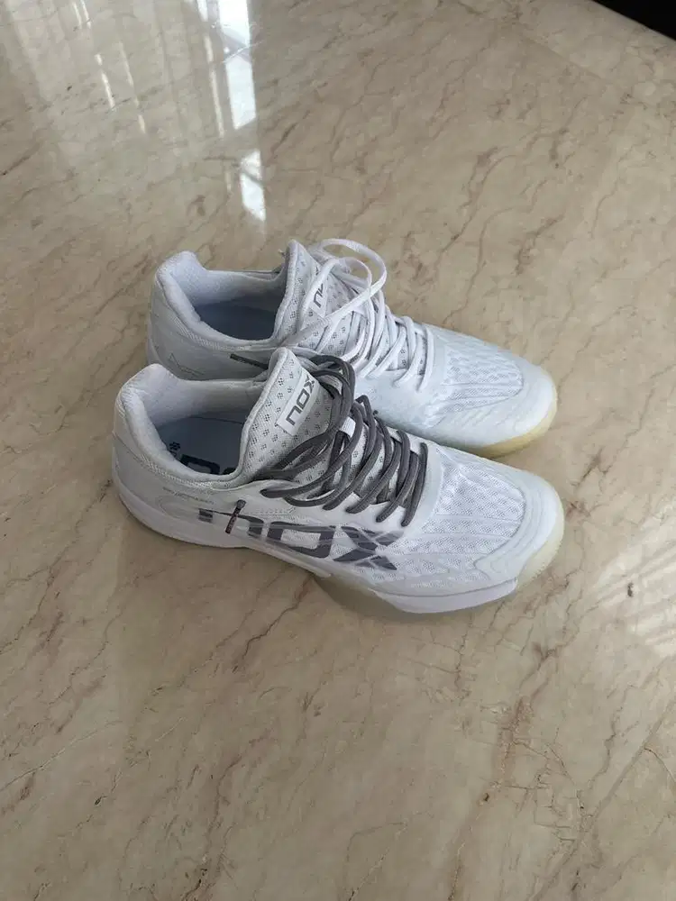 Sepatu Padel NOX size 44 (28,7 CM)