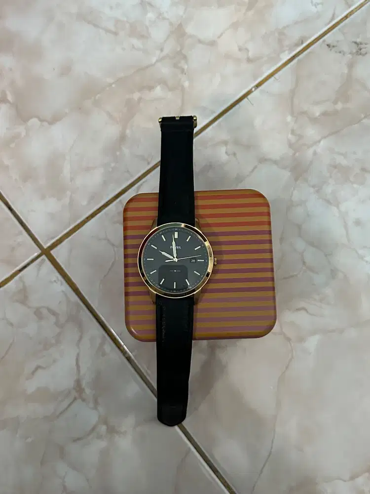 Jam tangan Fossil