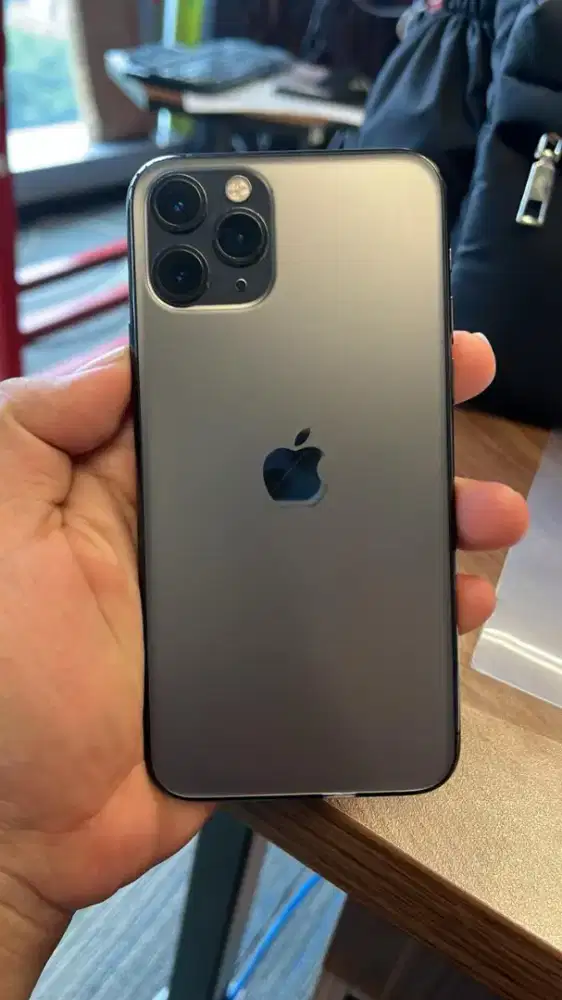 iPhone 11 pro 256 ibox