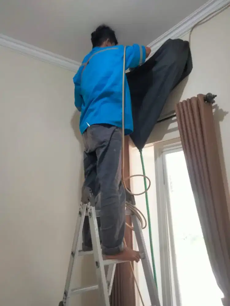 MELAYANI JASA SERVICE PANGGILAN ELECTRONIC