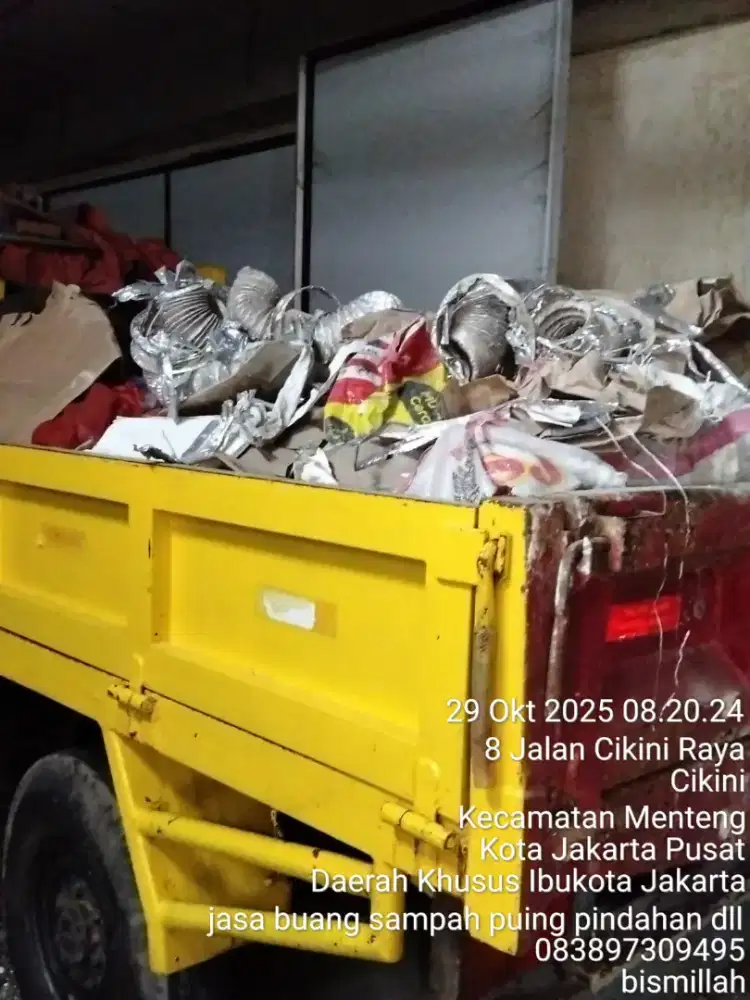 Jasa buang puing dan tanah