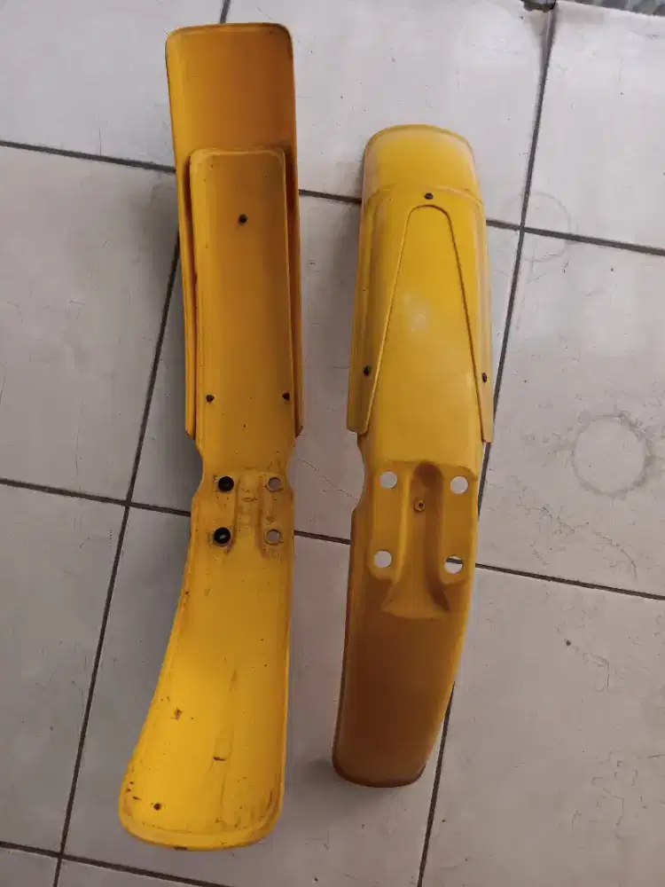 Spakbor depan  yamaha YT. 115 ORI.