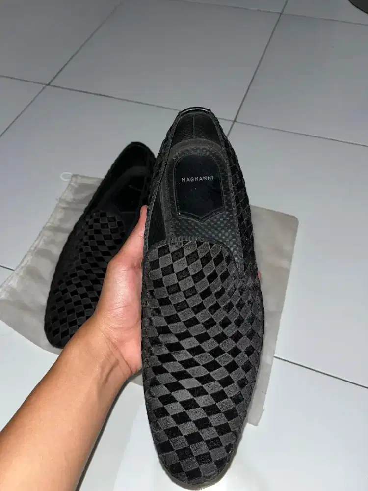 sepatu slip-ons magnanni