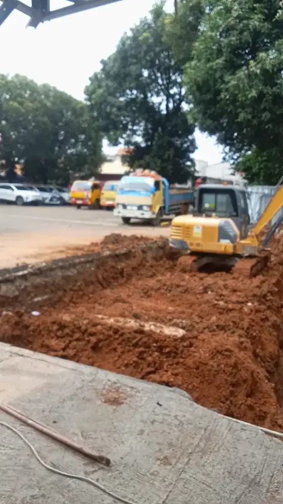 Jasa angkut puing dan tanah