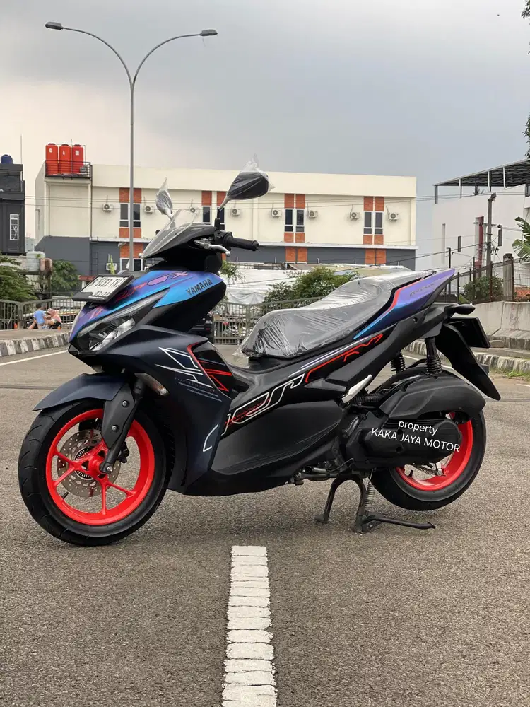 Cash Kredit AEROX CYBER CITY 2023 Bergaransi