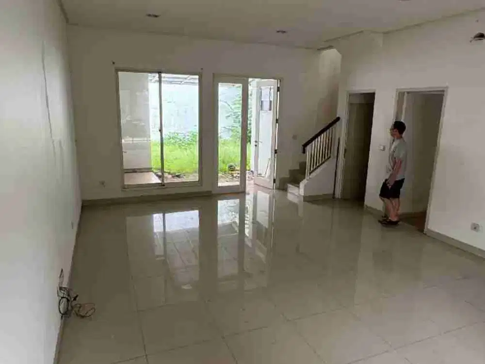 Dijual sgt murah rumah minimalis di Residence One-Bsd City(SHM)