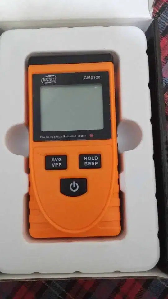 Electromagnetic radiation tester