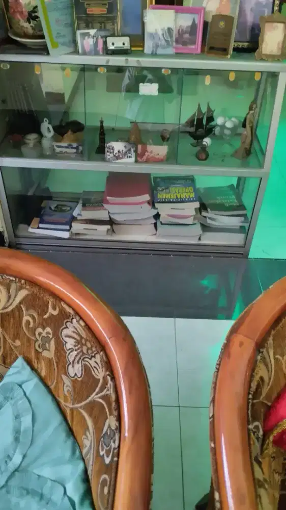 Etalase Murah bagus like new siap Usaha P120cm Tggi 1meter lebar 40cm