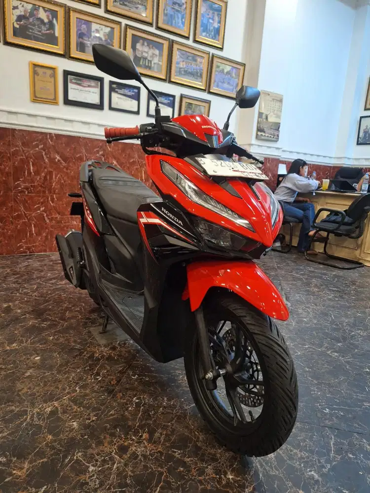 Hub ima , dp 1 jt vario 125 kunci 2025.  Km Low ( Syarat ktp & KK)