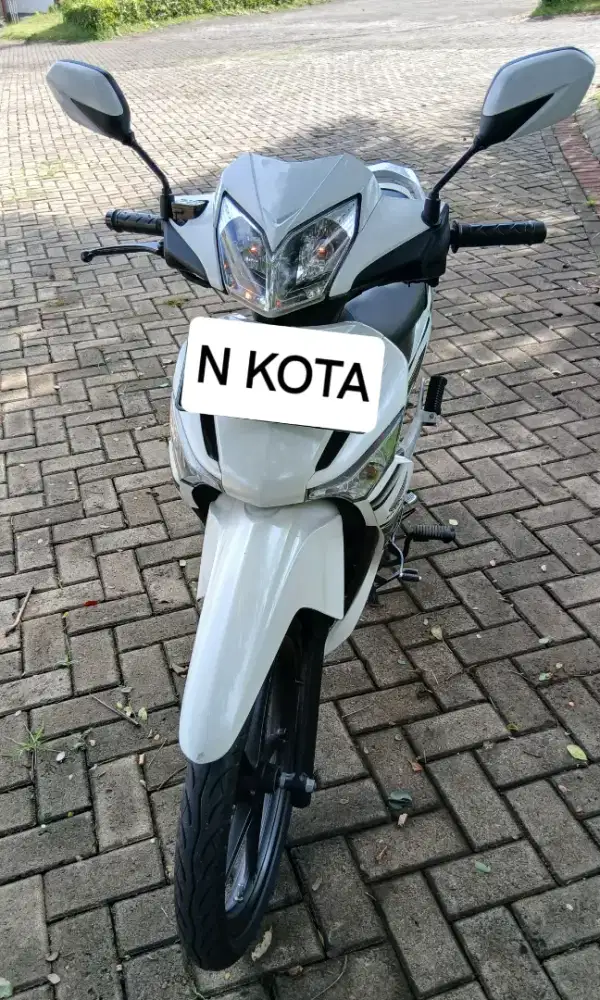 Supra white X 125 karbu