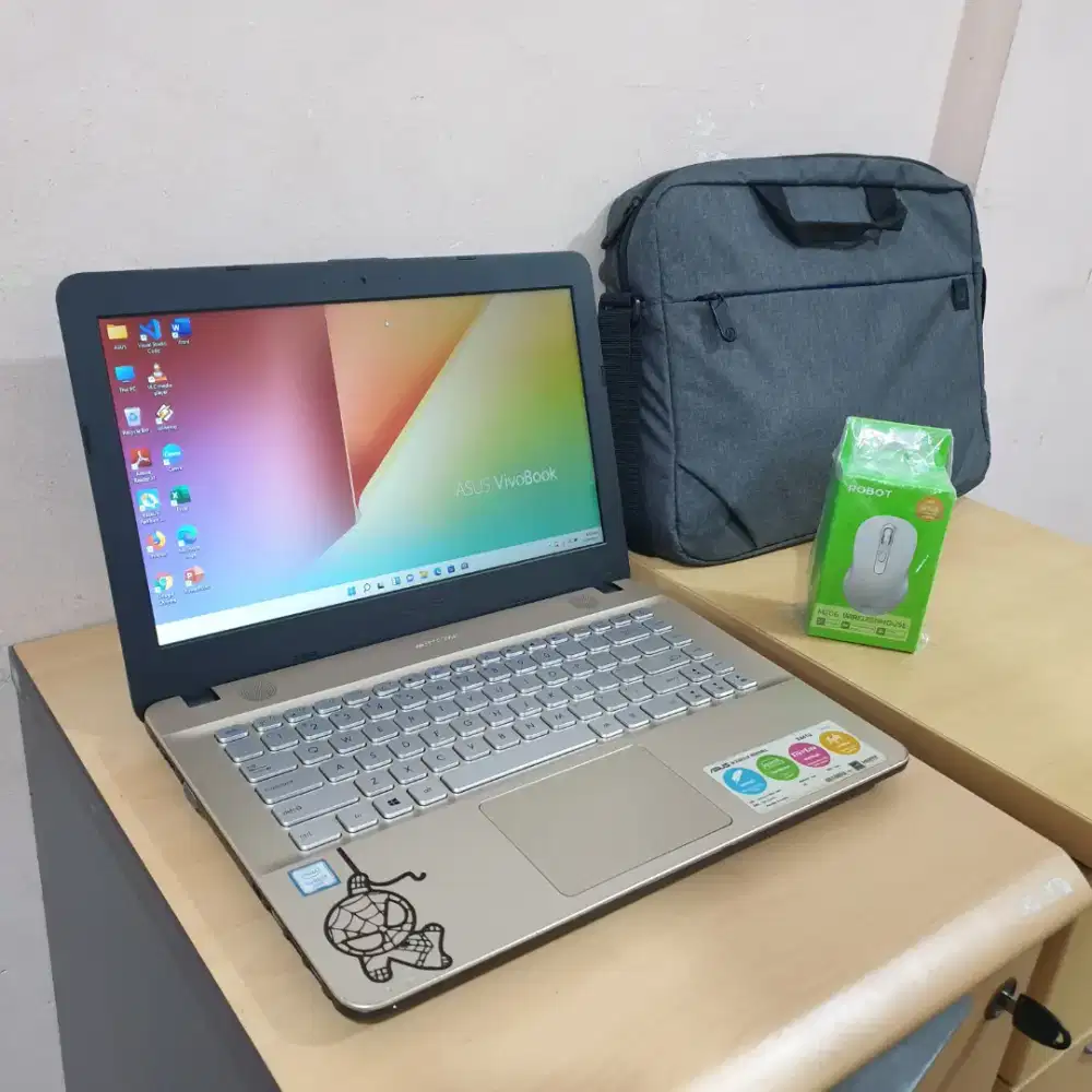 ASUS X441U - CORE I3 GEN 6