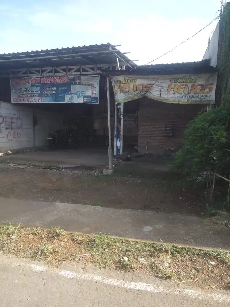 Rumah 1 lantai di Kudus-Jateng cocok untuk usaha