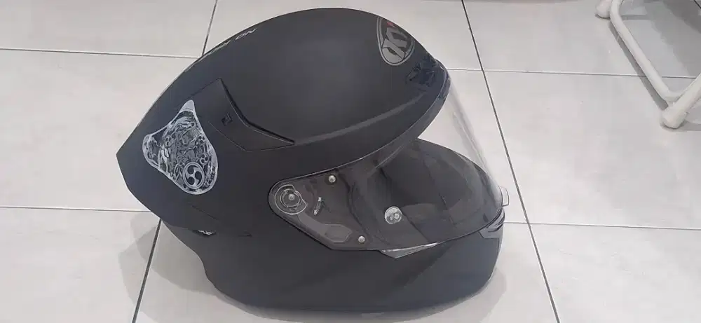Helm Fullface KYT (hitam dop)
