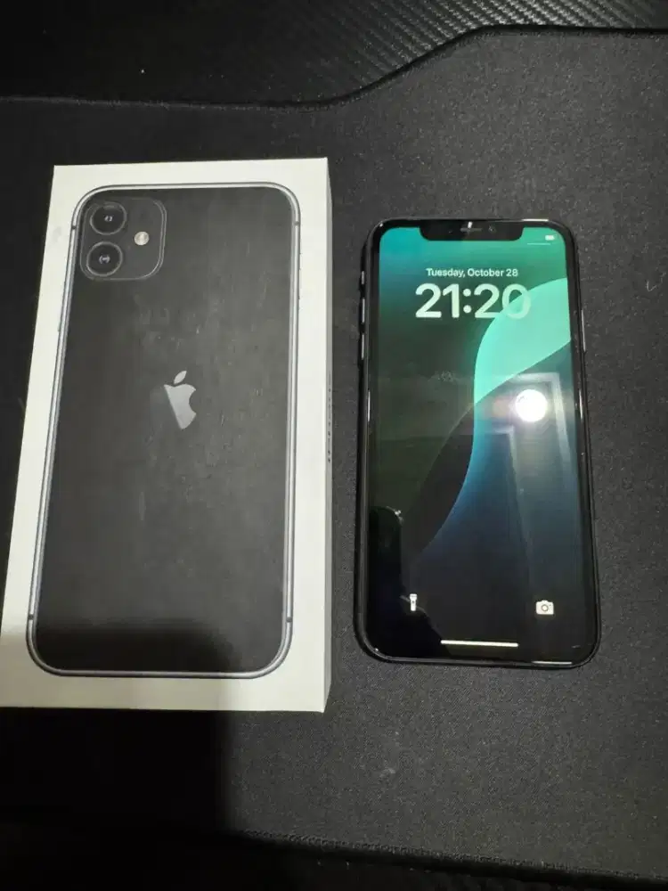 iPhone 11 64gb black all operator