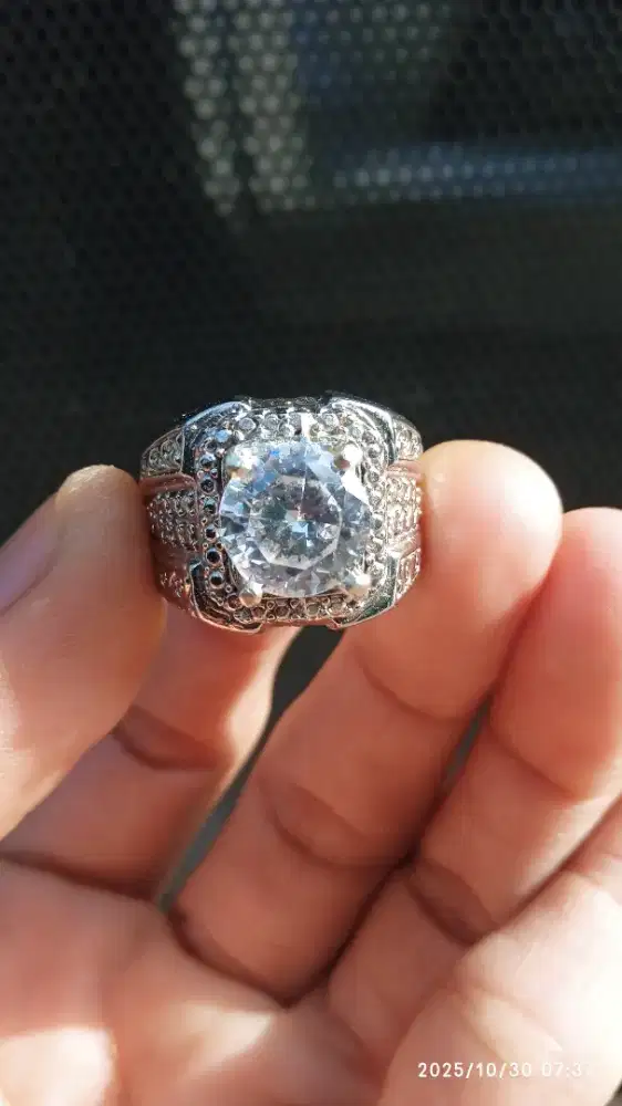 MOISSANITE 6,10 Crt