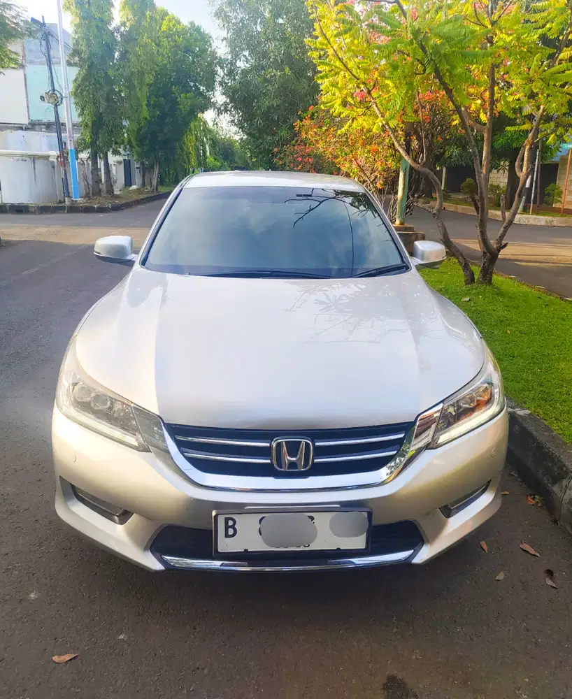 Honda Accord 2013 Bensin
