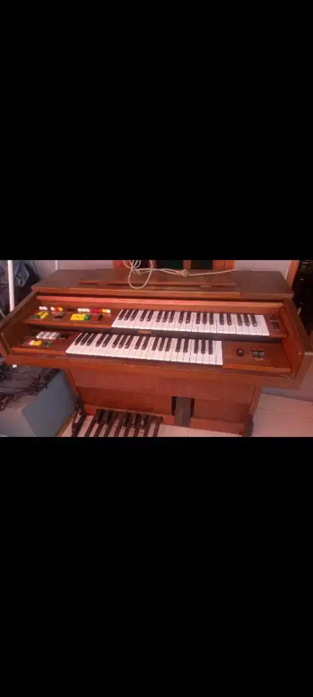 Yamaha Electone B205