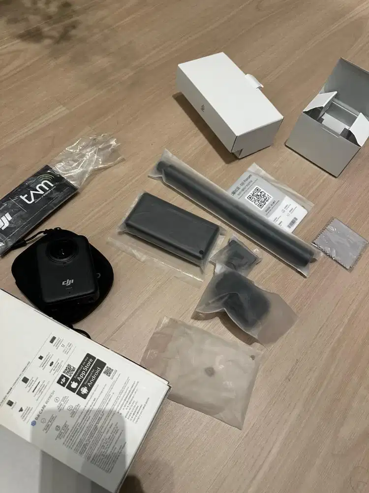 Camera DJI OSMO 360 adventure combo  mulus