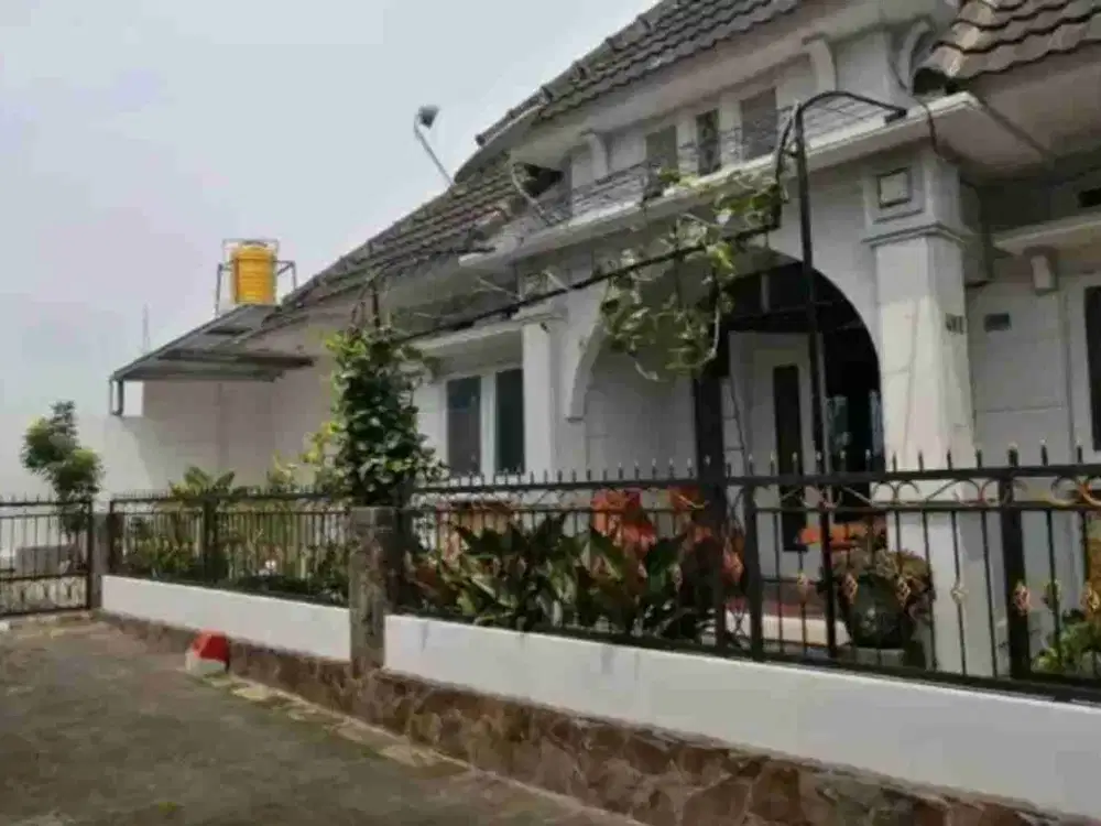 Strategis! Rumah Balearjosari Graha Kencana