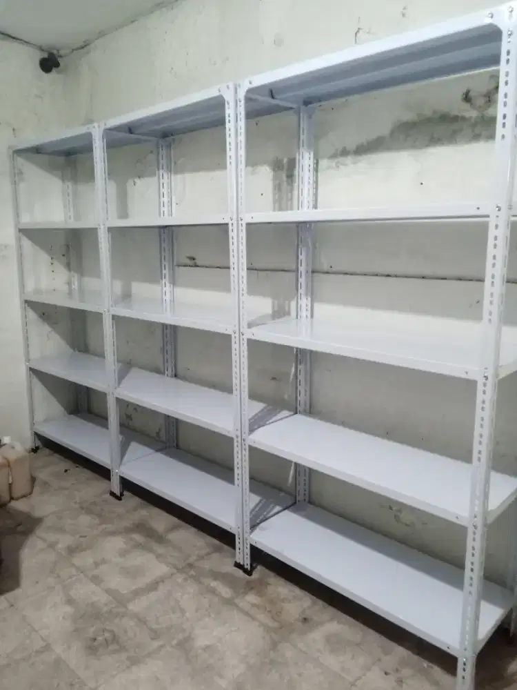 Rak susun fuul besi tempat barang gudang