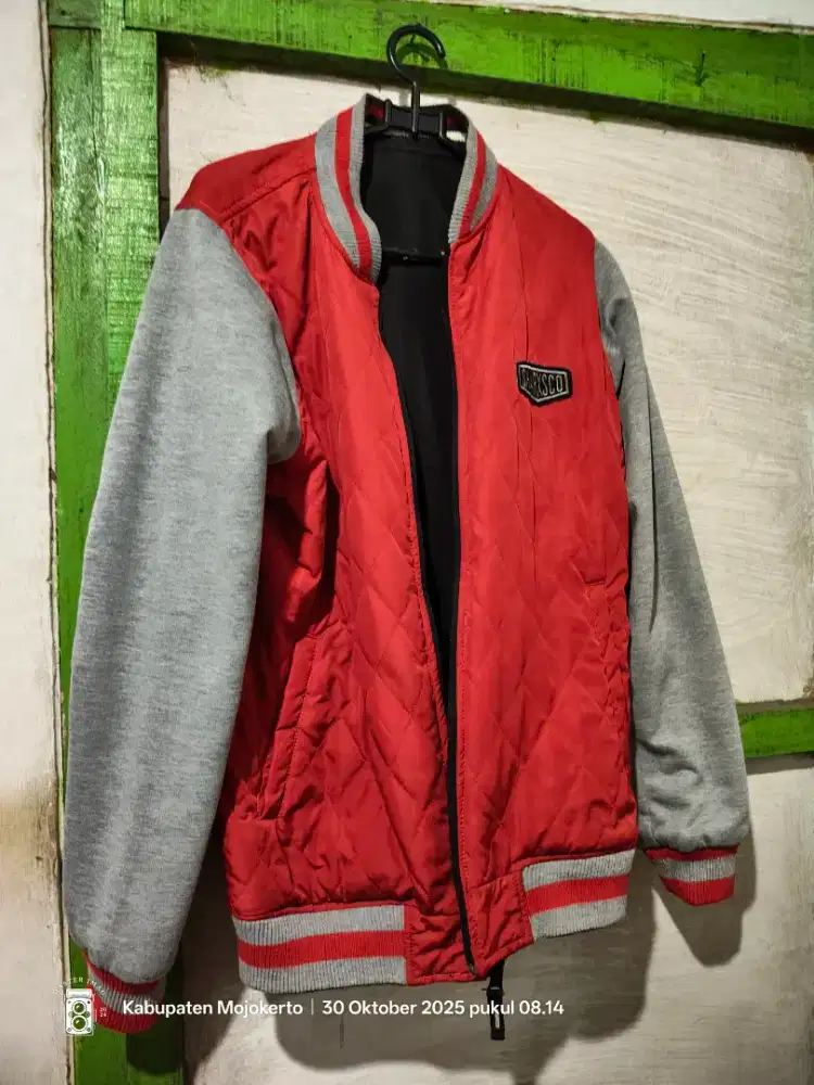 Jaket sharksco size S jrang kepakek