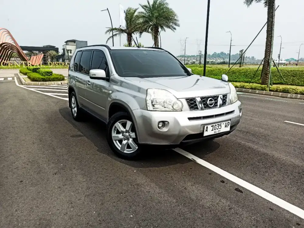 X-Trail 2.5 Automatic Tahun 2009