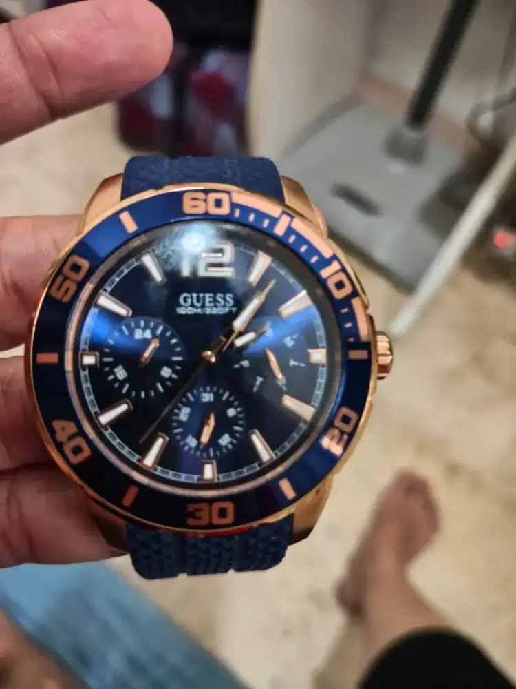 Guess Unisex Blue Donker Watch