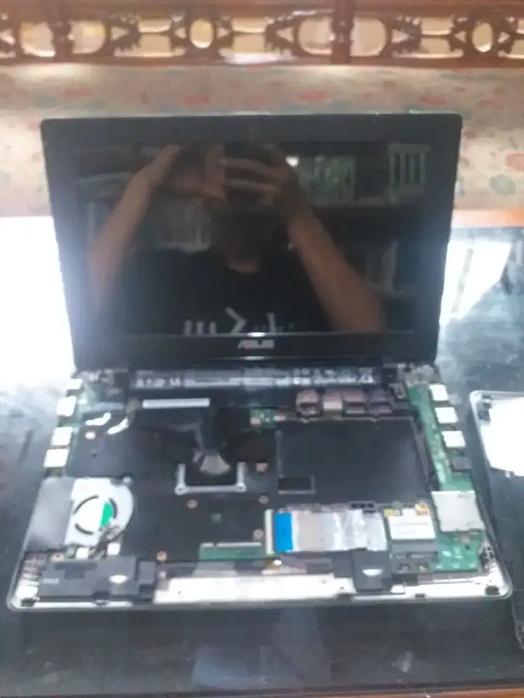 Obral Mainboard dan LCD ASUS X200M