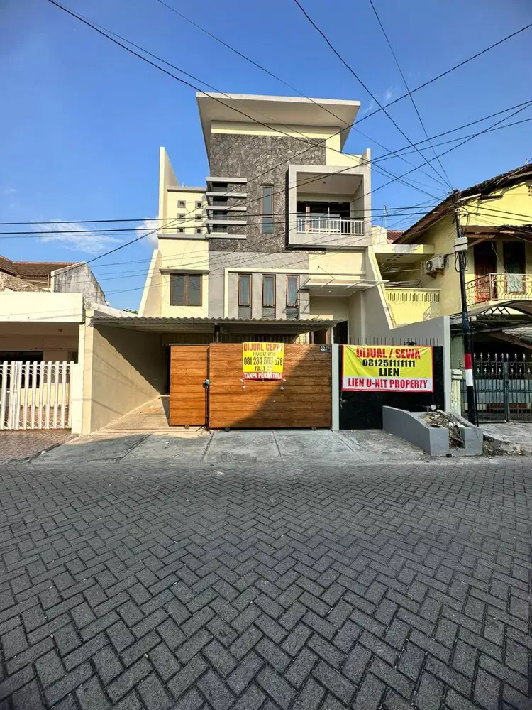 DISEWAKAN RUMAH SATELIT INDAH 3 LANTAI FULL FURNISHED LOKASI STRATEGIS