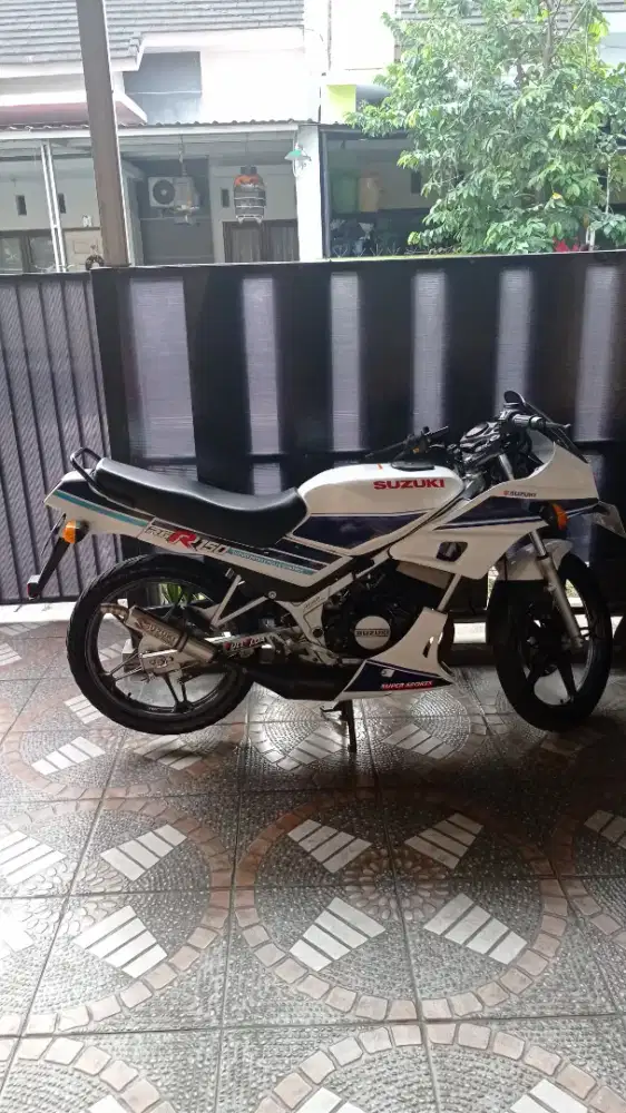 Suzuki RGR 2 Tak 1990
