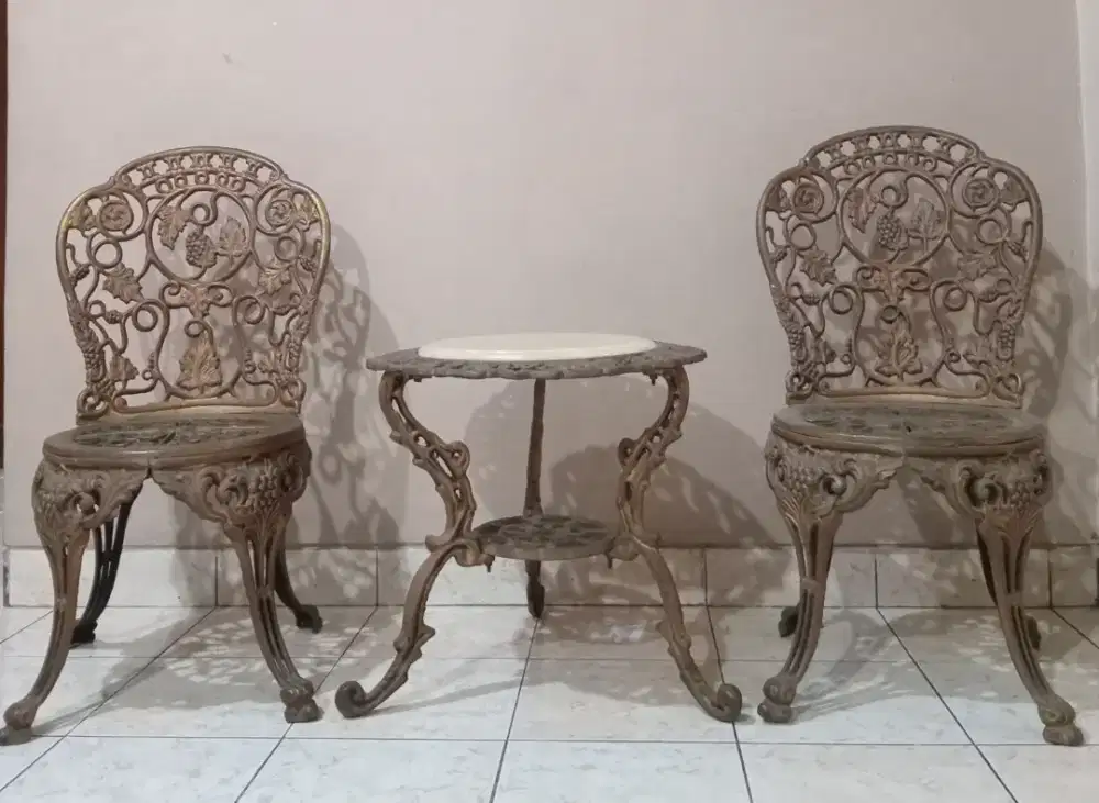 Kursi Taman/Teras Besi Onyx