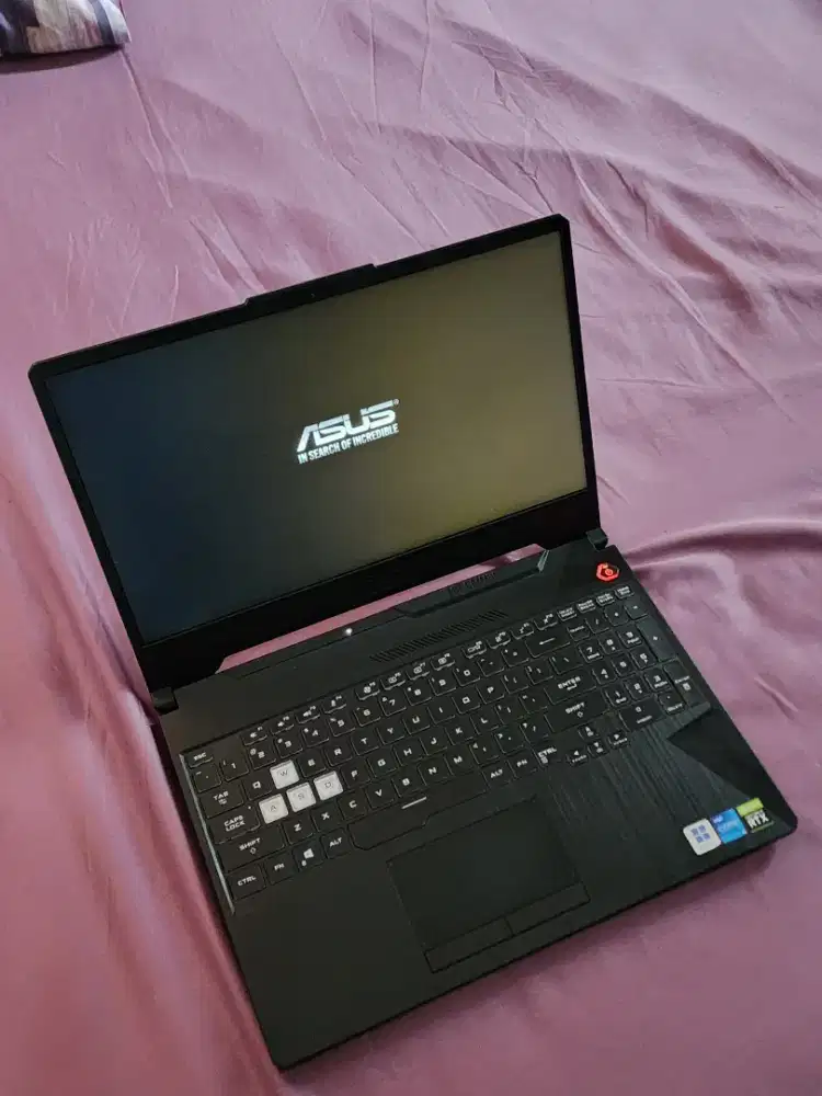JUAL LAPTOP HIGH-END GAMING GRAFIS