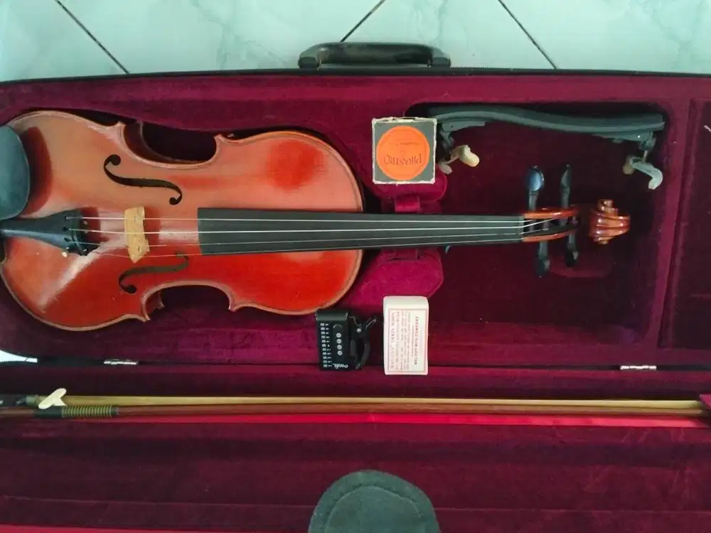 Violin 4/4 Scott Cao 600M thn 2012