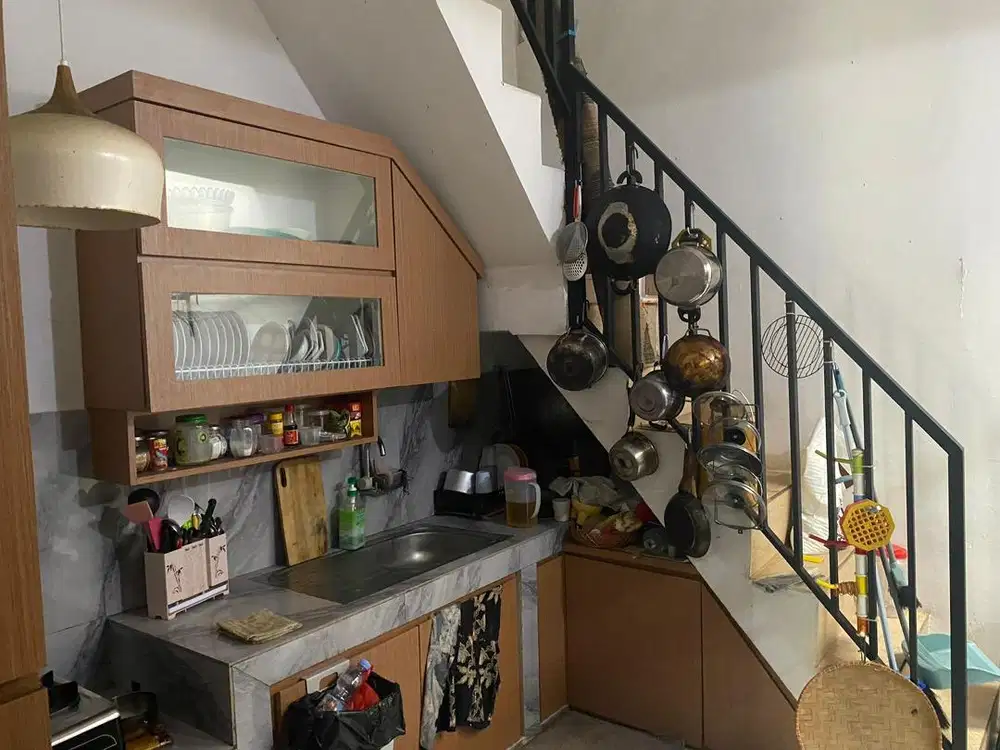 RUMAH MINIMALIS BARU RENOV DIJUAL DI MEAND MENTENG DEKAT MASJID