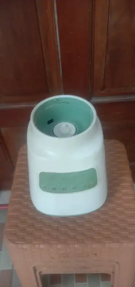 Mesin blender Philips type HR 2223,Bekasi Utara.