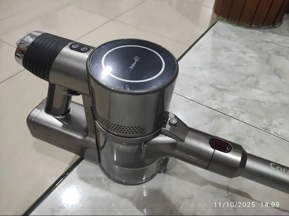 KURUMI KV 10 NEW Cordless Stick Vacuum Cleaner (Jarang dipakai)