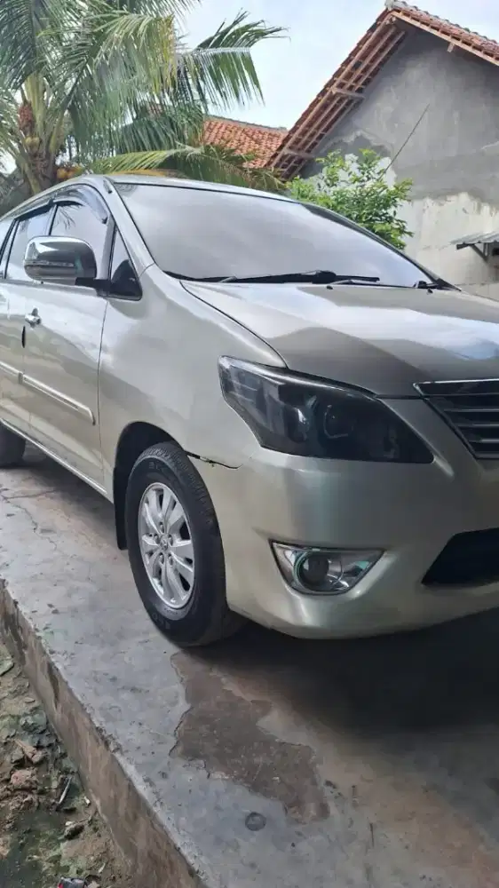 INNOVA BENSIN TYPGE G 2013 AT