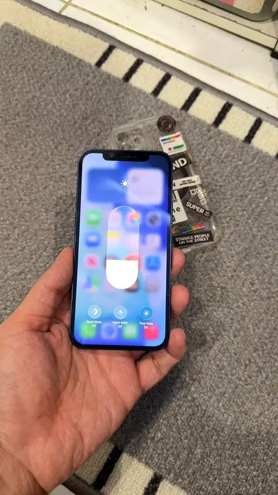 Dijual Iphone 12 Blue 64GB Mulus Terdaftar