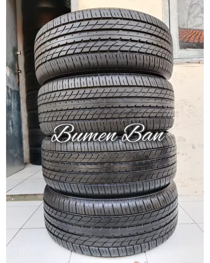 Ban 235 50 R18 Toyo Tranpath Alphard Vellfire Inova dll