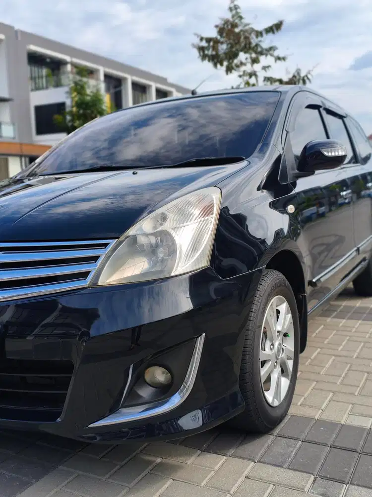 Grand livina Ultimate Matic AT 2012 nyaman